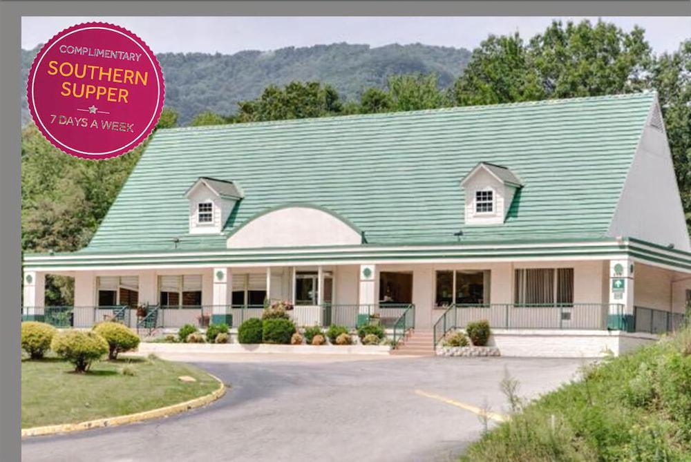 Days Inn By Wyndham Asheville West Candler Eksteriør billede