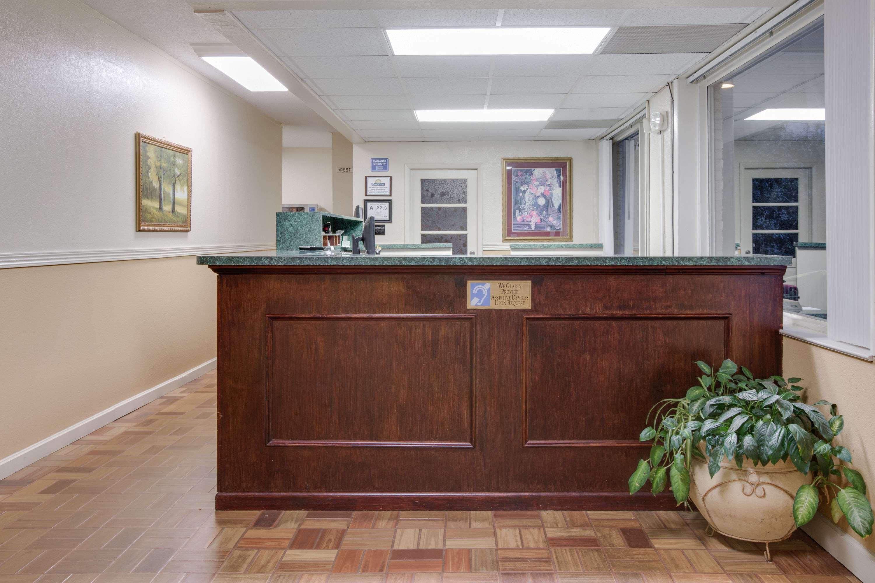 Days Inn By Wyndham Asheville West Candler Eksteriør billede